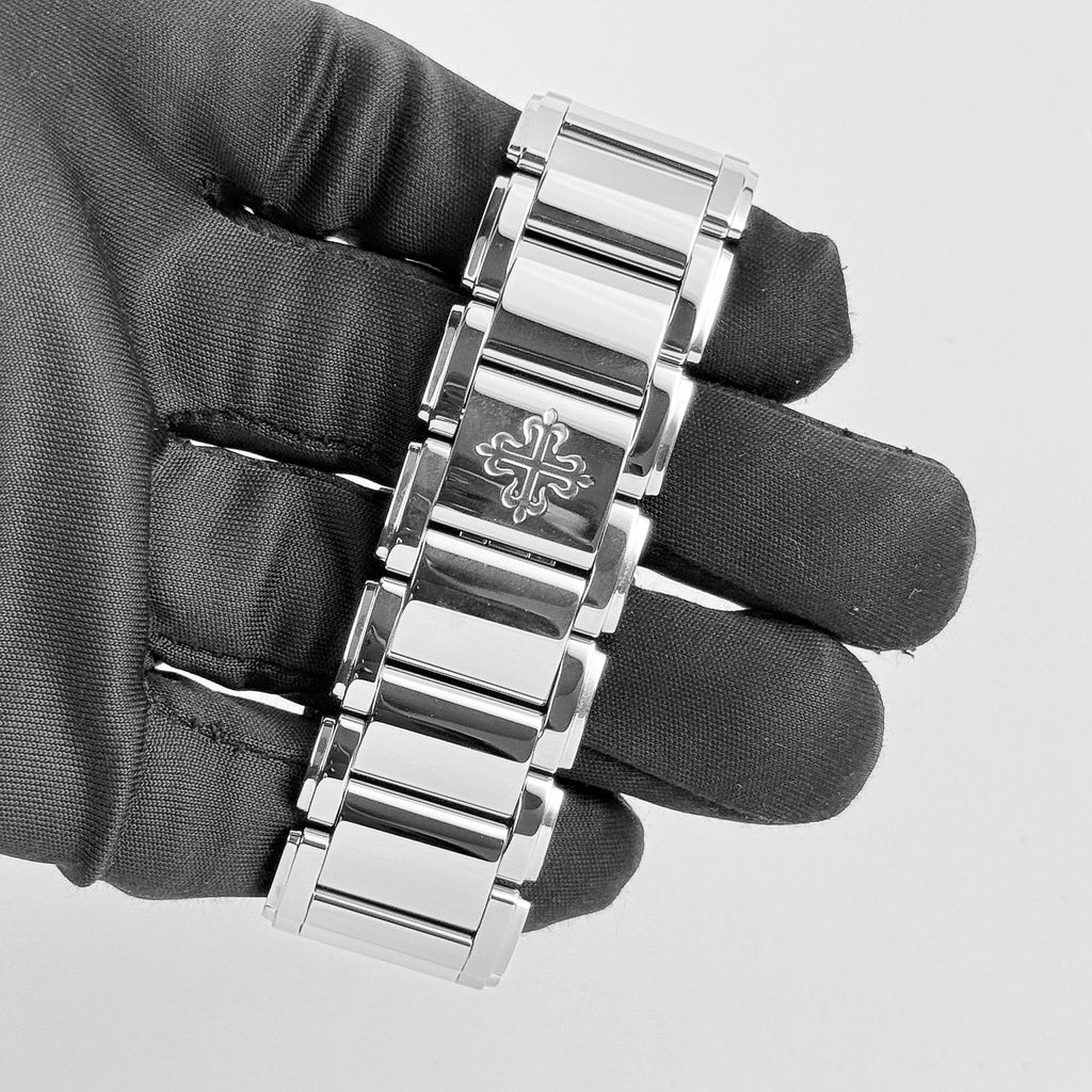Patek Philippe Twenty-4 4910/1200A-010 'Ladies' Stainless Steel Gray Dial Diamond Bezel Quartz (2024)